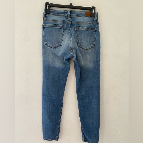 Judy Blue Womens cotton Distressed Mid Rise Slim relaxed Fit Denim Jeans 5/27 - Picture 2 of 10